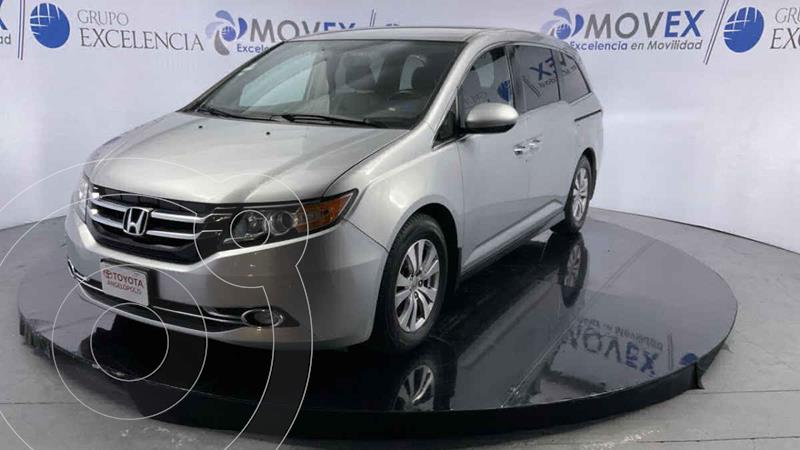 Foto Honda Odyssey EXL usado (2014) color Plata precio $278,000