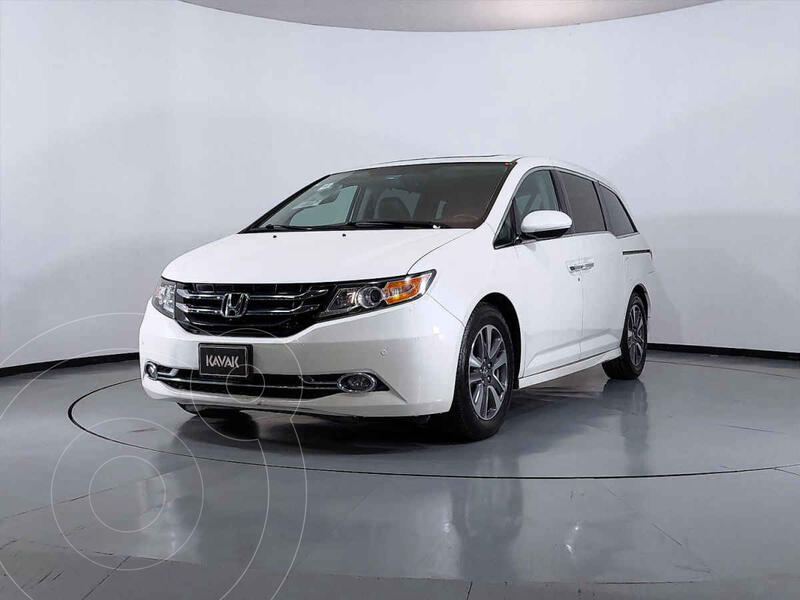 Foto Honda Odyssey Touring usado (2015) color Blanco precio $406,999
