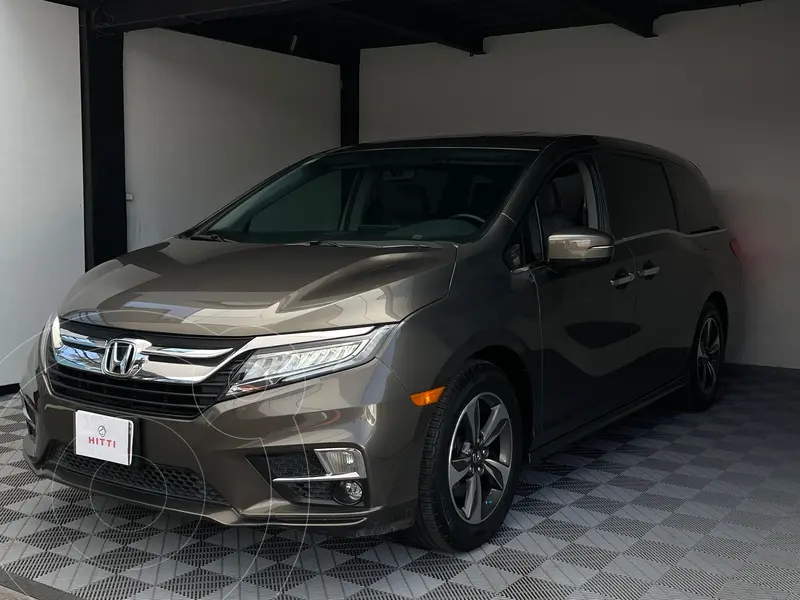 Foto Honda Odyssey Touring usado (2019) color Cafe precio $495,000