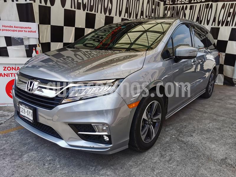 foto Honda Odyssey Touring usado (2019) color Plata Lunar precio $680,000