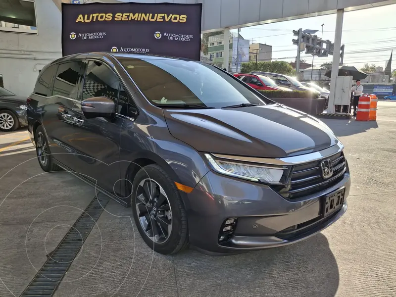 Foto Honda Odyssey Touring usado (2023) color Gris precio $750,000
