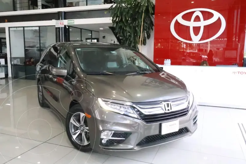 Foto Honda Odyssey Touring usado (2018) color caf precio $469,000
