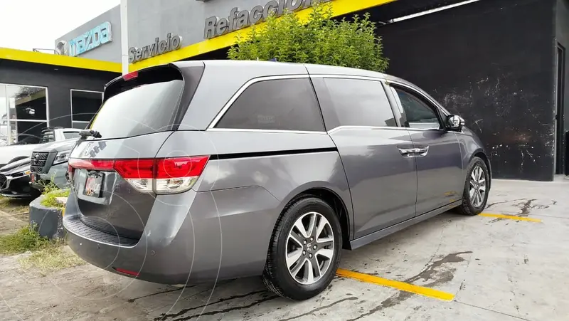 Foto Honda Odyssey Touring usado (2014) color Gris Oscuro precio $225,000