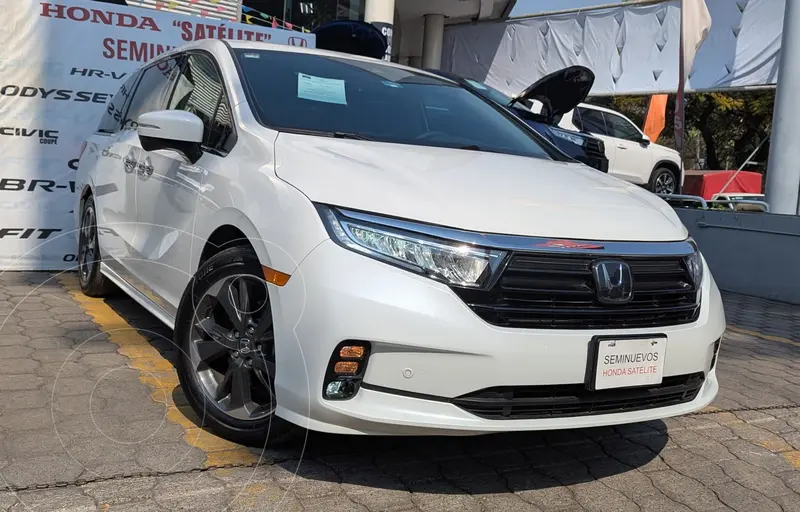 Foto Honda Odyssey Touring usado (2023) color Blanco financiado en mensualidades(enganche $321,650 mensualidades desde $18,254)