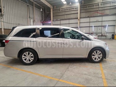 Honda Odyssey LX usado (2015) color Plata precio $270,000