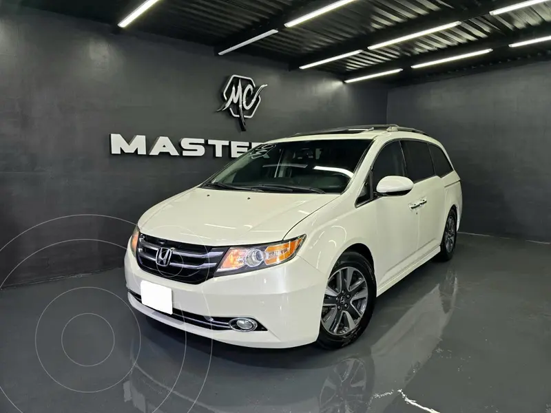 Foto Honda Odyssey Touring usado (2014) color Blanco precio $244,000
