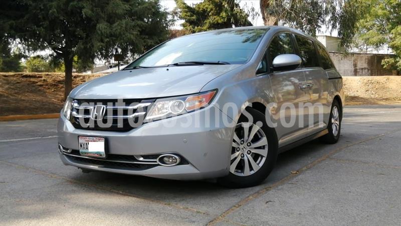 foto Honda Odyssey EXL usado (2016) color Plata Dorado precio $340,000