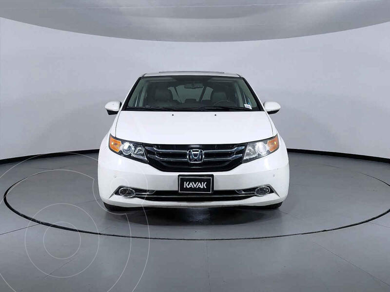 Foto Honda Odyssey Touring usado (2015) color Blanco precio $398,999