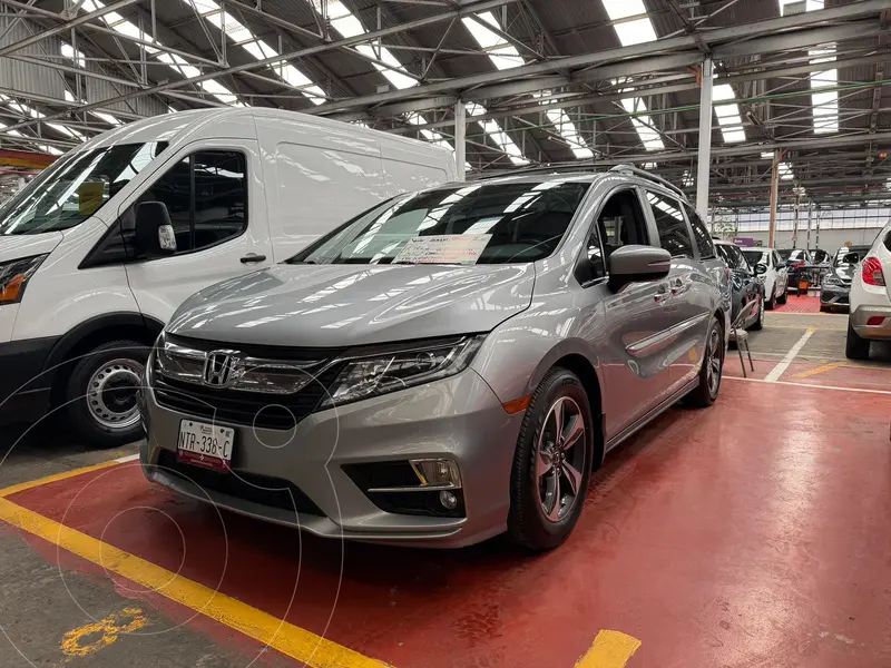 Foto Honda Odyssey Touring usado (2018) color Plata Lunar financiado en mensualidades(enganche $97,500 mensualidades desde $9,000)