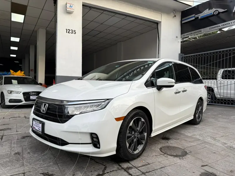 Foto Honda Odyssey Touring usado (2022) color Blanco precio $689,900