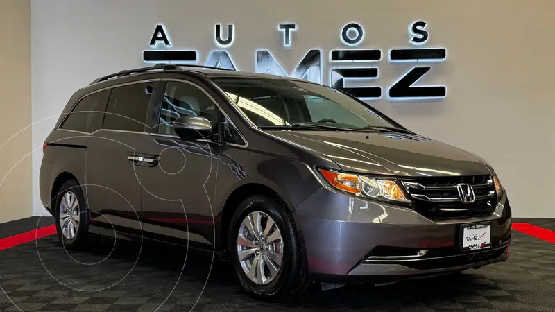 Foto Honda Odyssey EXL usado (2015) color Gris precio $239,000