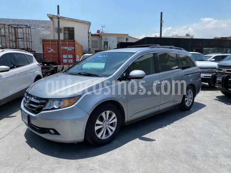 foto Honda Odyssey EXL usado (2016) color Plata precio $350,800
