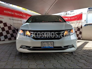 foto Honda Odyssey Touring usado (2016) color Blanco Diamante precio $420,000