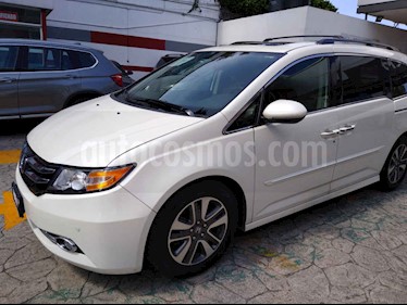 foto Honda Odyssey Touring usado (2016) color Blanco precio $476,000