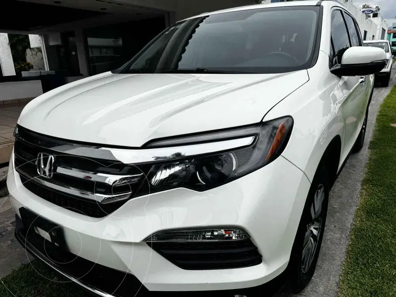 Foto Honda Pilot Touring SE usado (2017) color Blanco precio $398,000