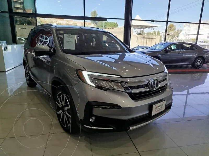 Foto Honda Pilot Touring usado (2022) color plateado precio $695,000
