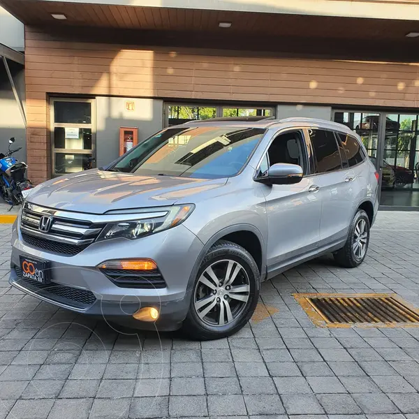 Honda Pilot Touring usado (2017) color plateado precio $450,000