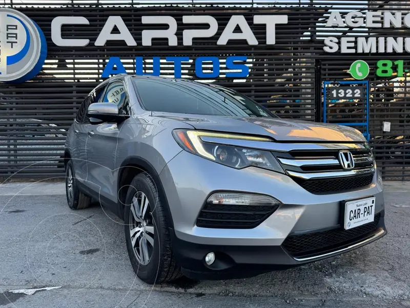 Foto Honda Pilot Touring usado (2016) color plateado precio $339,000