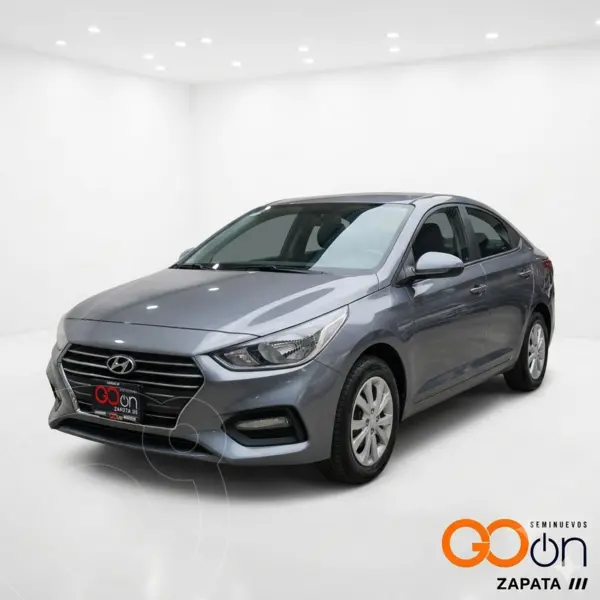 Foto Hyundai Accent Sedan GL Mid usado (2019) color HYAA  GRIS precio $210,000