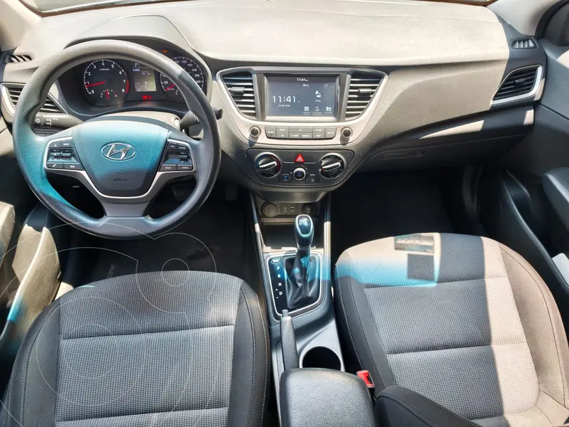 hyundai accent-sedan