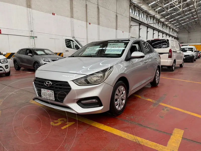 Foto Hyundai Accent Sedan GL Mid usado (2018) color Plata financiado en mensualidades(enganche $42,500 mensualidades desde $3,900)