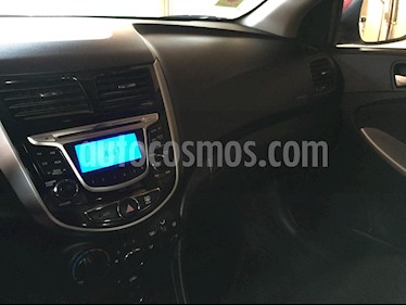 foto Hyundai Accent 1.4 GL Ac Plus usado (2014) color Rojo precio $5.800.000