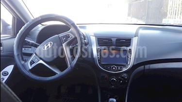 foto Hyundai Accent 1.4 GL Ac usado (2016) color Gris precio $7.000.000