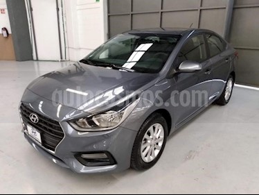 foto Hyundai Accent 4p GL Mid L4/1.6 Aut usado (2018) color Gris precio $230,000