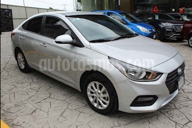 foto Hyundai Accent GL Mid Aut usado (2019) color Plata precio $239,000