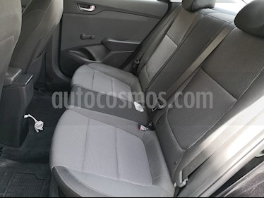 foto Hyundai Accent GL Mid Aut usado (2018) color Negro precio $230,000