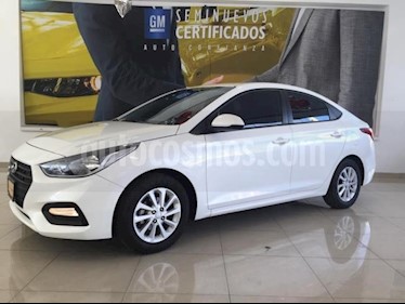foto Hyundai Accent GL Mid Aut usado (2018) color Blanco precio $208,900