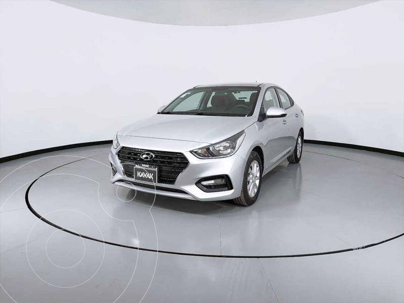 Foto Hyundai Accent GL Mid Aut usado (2019) color Plata precio $275,999