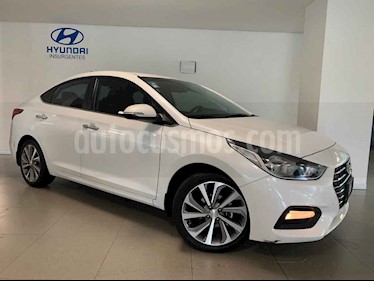 Foto Hyundai Accent 4p GLS L4/1.6 Aut usado (2018) color Blanco precio $230,000