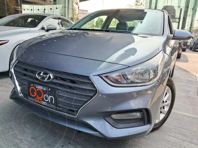 Foto Hyundai Accent HB GL Mid Aut usado (2020) color Gris precio $208,000