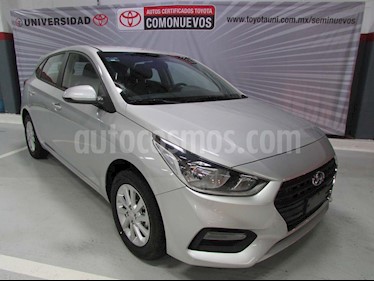 Hyundai Accent HB GL Mid Aut usado (2019) color Plata precio $272,600