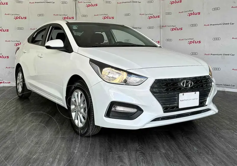 Foto Hyundai Accent HB GL Mid Aut usado (2018) color Blanco financiado en mensualidades(enganche $87,811 mensualidades desde $5,893)
