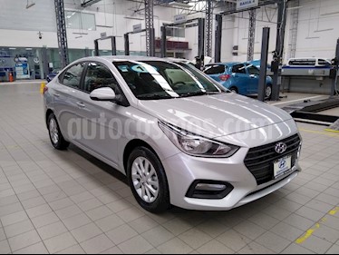 Hyundai Accent GL Mid usado (2019) color Plata precio $215,000