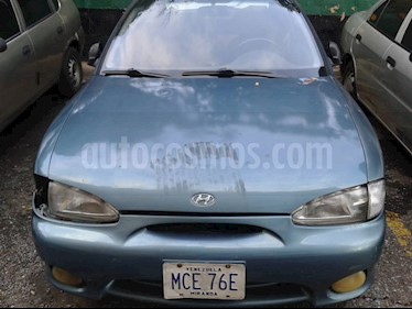 Hyundai Accent GLS Auto. usado (2001) color Azul precio u$s800