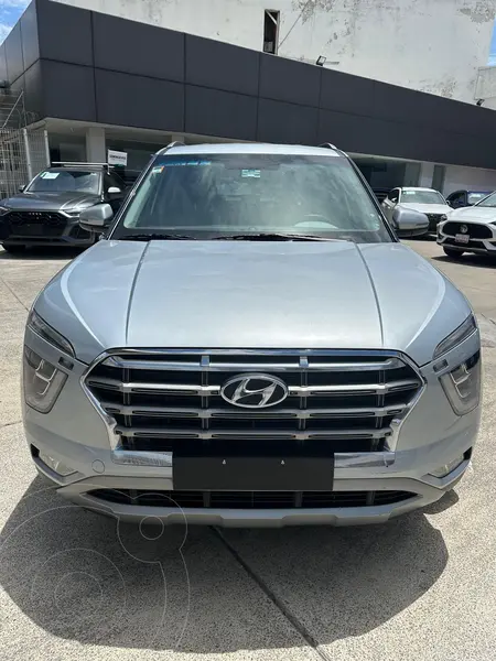 Foto Hyundai Creta Grand GLS Premium usado (2023) color plateado financiado en mensualidades(enganche $70,180 mensualidades desde $7,879)