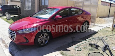 Foto Hyundai Elantra 1.6L AD Premium usado (2019) color Rojo precio $9.600.000