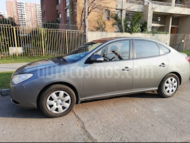 foto Hyundai Elantra 1.6L GLS Aut usado (2010) color Gris precio $4.100.000