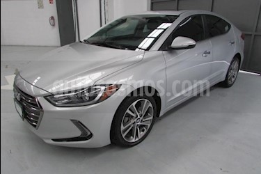 foto Hyundai Elantra 4p Limited Tech Navi L4/2.0 Aut usado (2018) color Plata precio $285,000