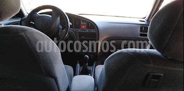 Foto Hyundai Elantra GLS 2.0 Diesel usado (2005) color Plata precio $2.700.000