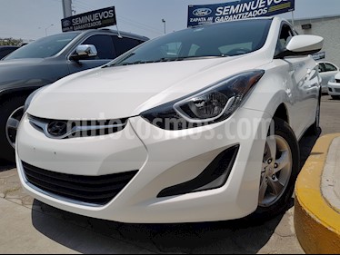 Foto venta Auto usado Hyundai Elantra GLS Aut (2016) color Blanco precio $175,000