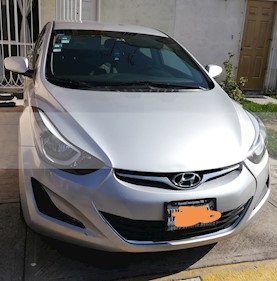 Foto Hyundai Elantra GLS Aut usado (2016) color Plata precio $165,000