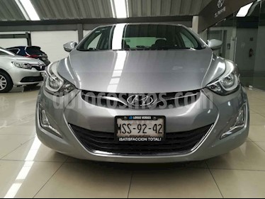 foto Hyundai Elantra GLS Premium usado (2015) color Gris precio $177,000