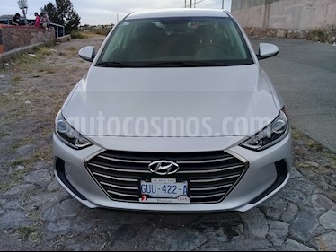 Hyundai Elantra GLS usado (2018) color Plata precio $245,000