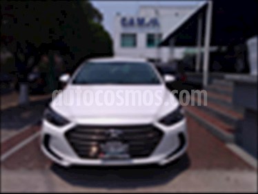 Foto venta Auto usado Hyundai Elantra GLS (2017) color Blanco precio $219,900