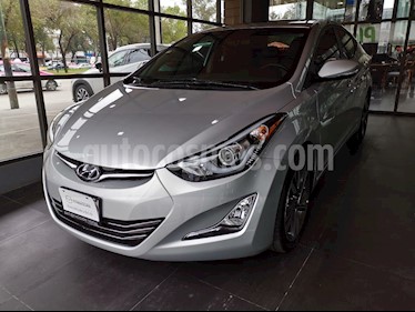 foto Hyundai Elantra Limited Aut usado (2015) color Plata precio $215,000