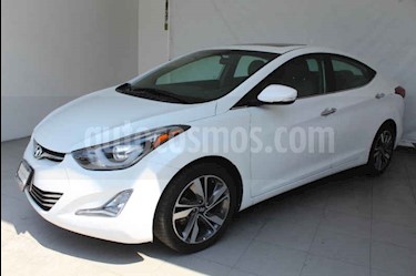 Foto Hyundai Elantra Limited Tech Aut usado (2015) color Blanco precio $189,000